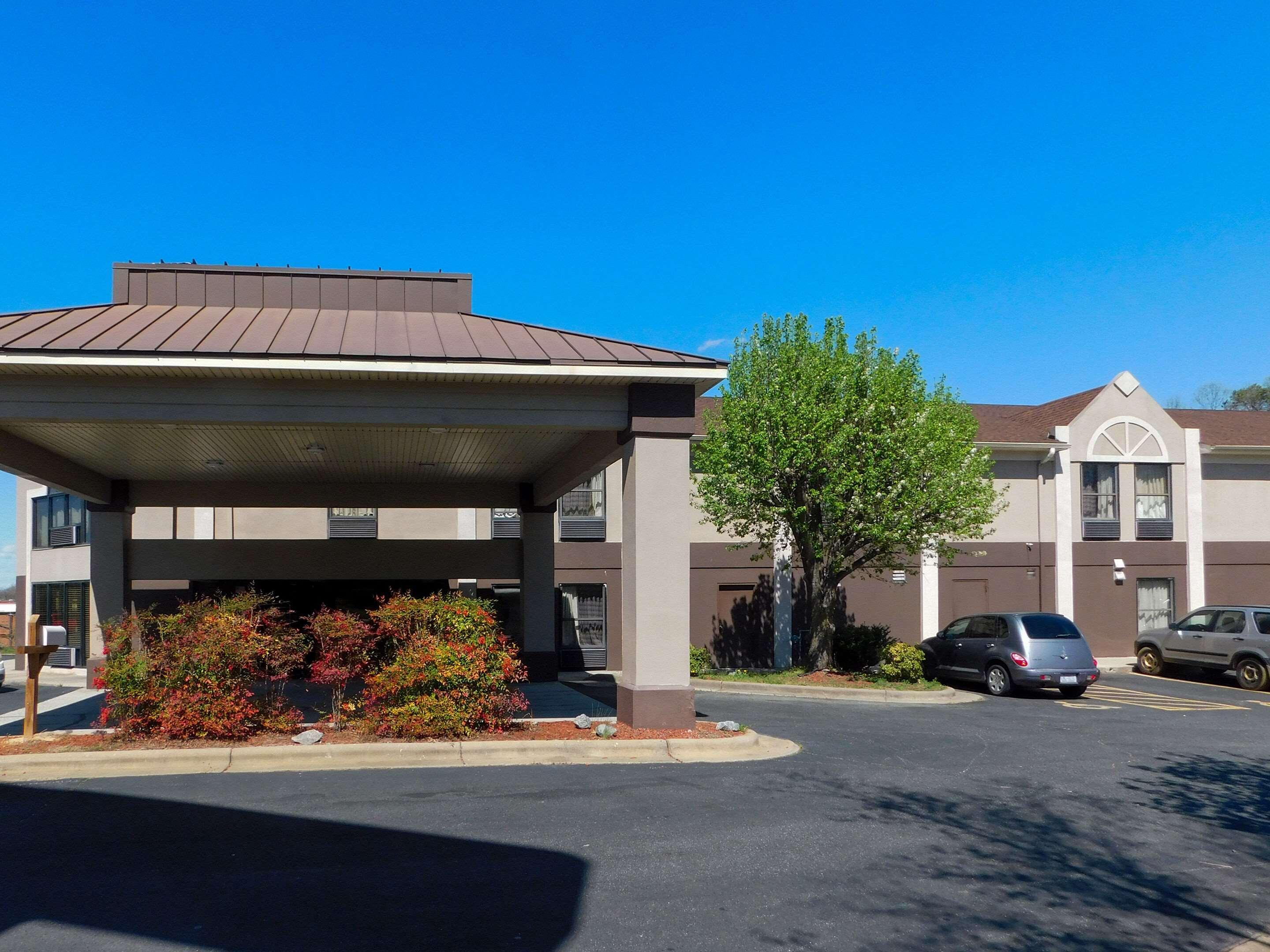 Quality Inn & Suites Thomasville Exterior photo