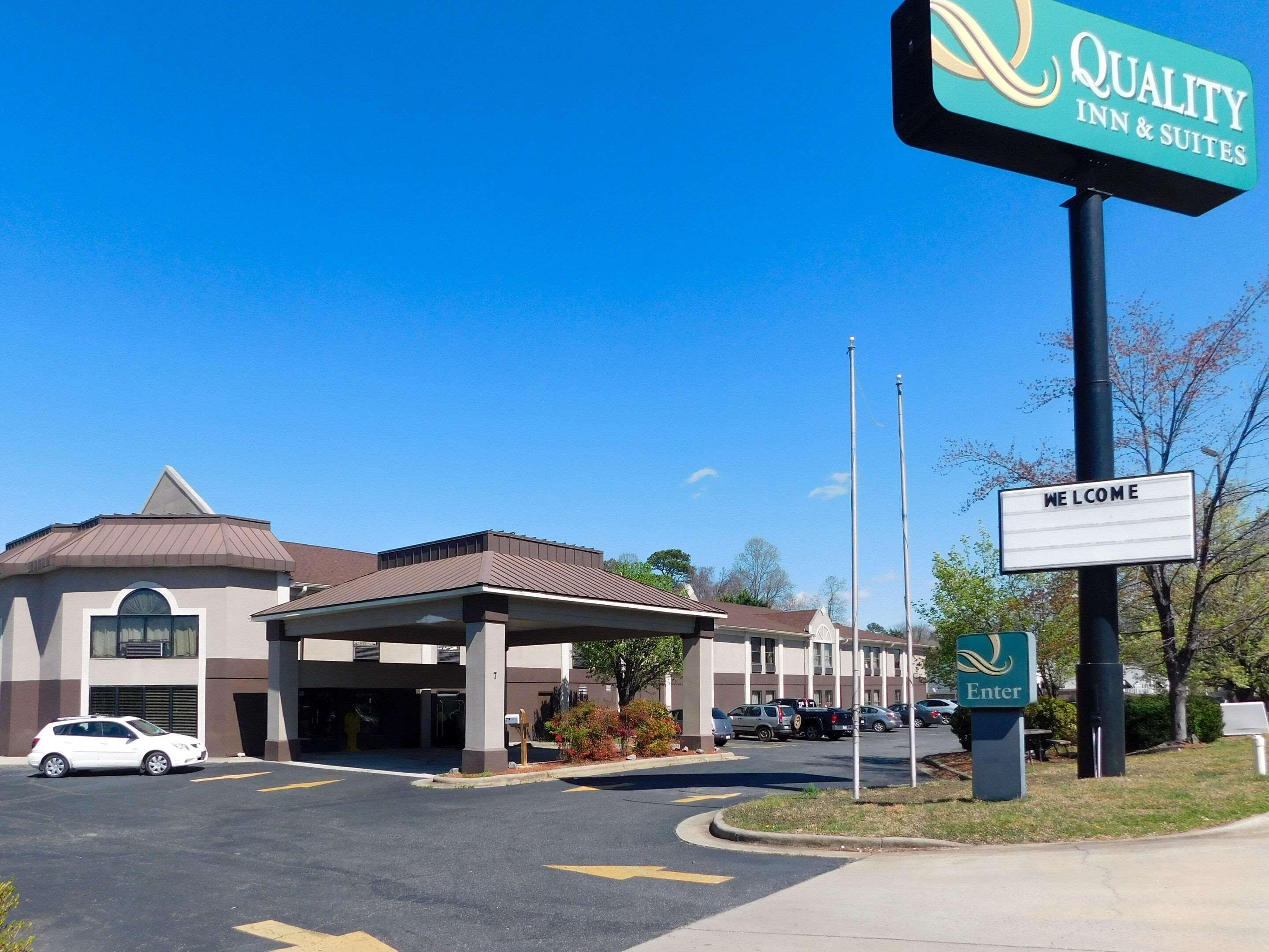 Quality Inn & Suites Thomasville Exterior photo